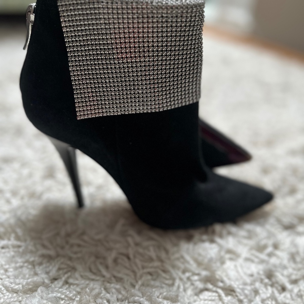 Barbara Bui booties 38